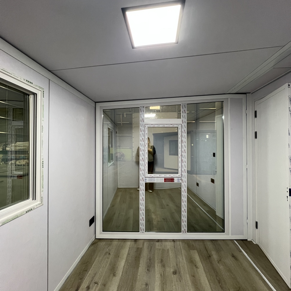 Guriga Kontaynarrada ee Laba Garab Lalaabi karo oo La Habeeyay